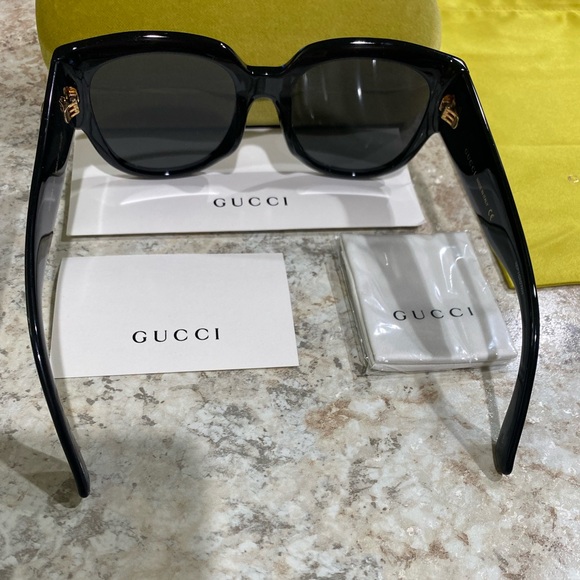 Gucci sunglasses - Picture 6 of 9
